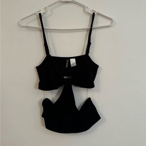 ✨3/$33 SALE H&M crop top